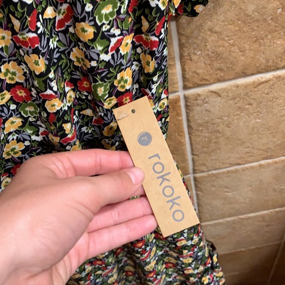 1940s Black & Multicolor Floral Print Midi Dress - Picture 7 of 13